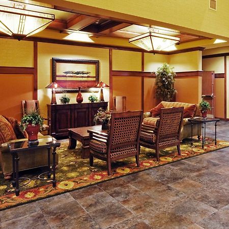 The Q Hotel & Suites Springfield Interior photo